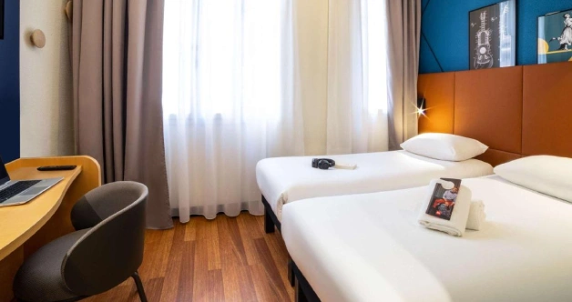 Ibis Paris Ornano Montmartre 2**