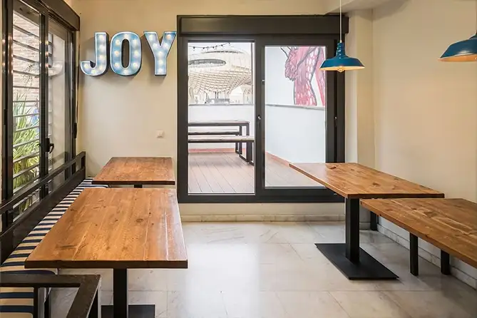 JOY Setas Coworking Hostel Sevilla