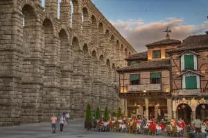 Segovia al Completo – Viaje escolar con programa integral