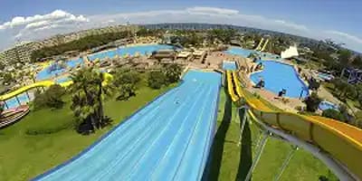 Salou: Parques y Diversión — Diversión para Escolares